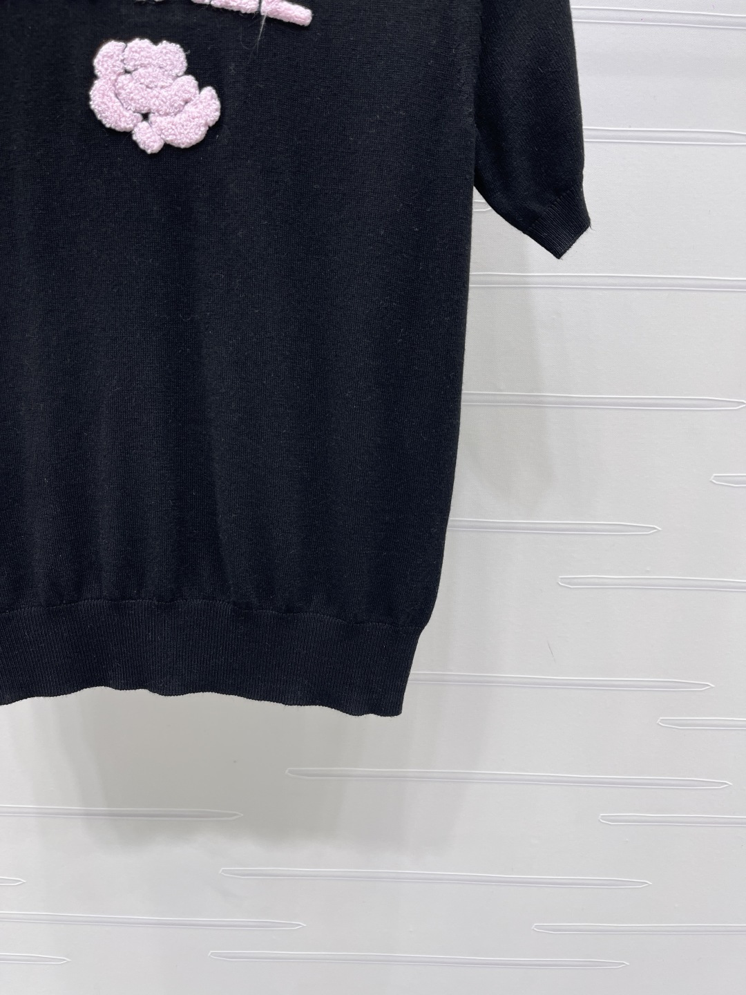 Women's short sleeves